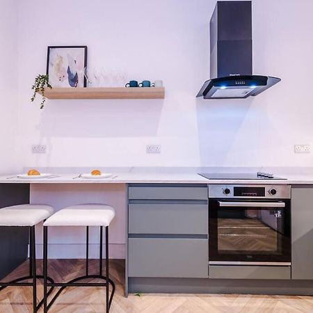 5 Bed Salford Sanctuary Retreat Villa Manchester Eksteriør bilde