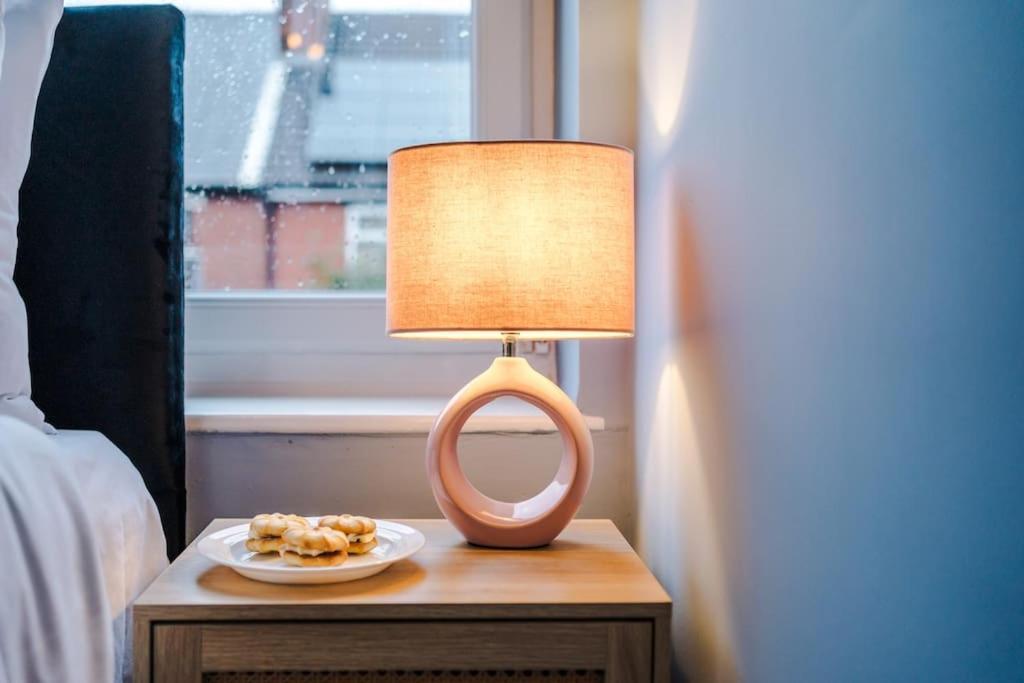 5 Bed Salford Sanctuary Retreat Villa Manchester Eksteriør bilde
