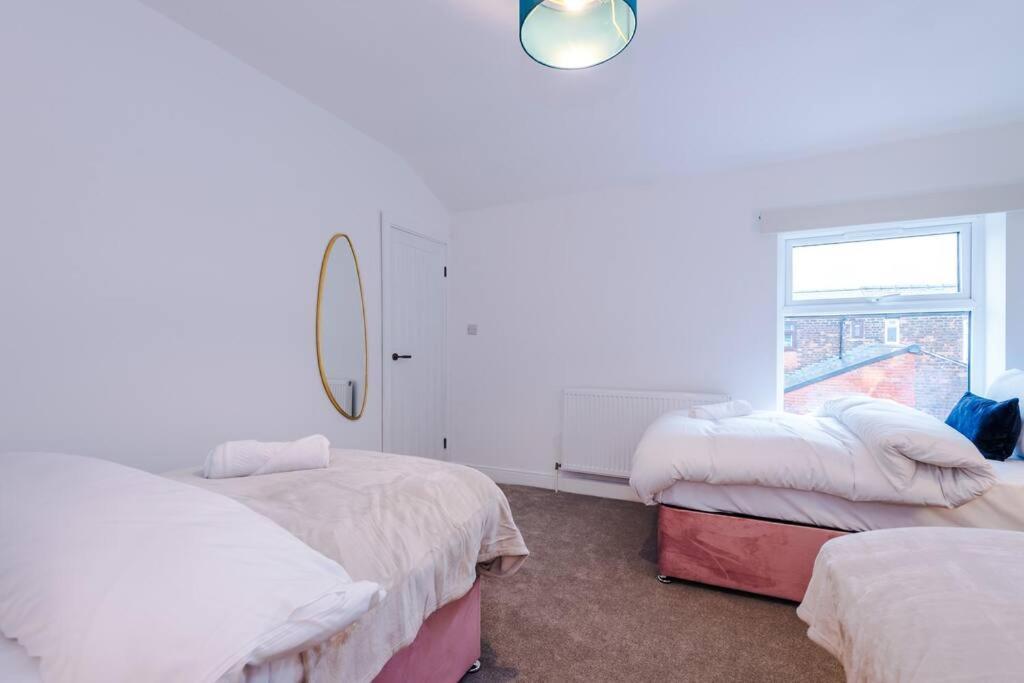 5 Bed Salford Sanctuary Retreat Villa Manchester Eksteriør bilde