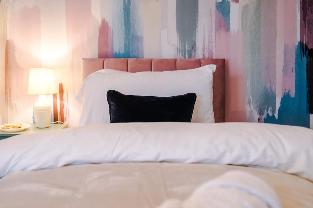 5 Bed Salford Sanctuary Retreat Villa Manchester Eksteriør bilde
