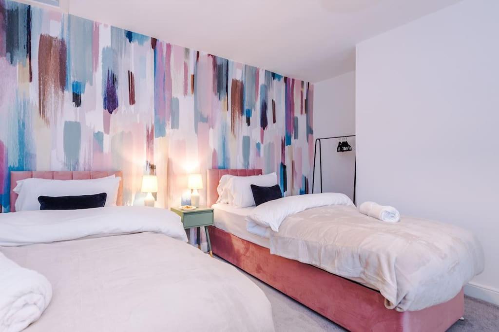 5 Bed Salford Sanctuary Retreat Villa Manchester Eksteriør bilde