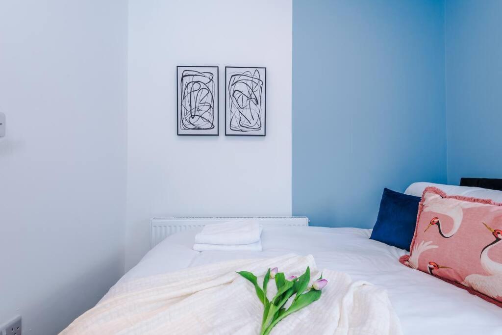 5 Bed Salford Sanctuary Retreat Villa Manchester Eksteriør bilde